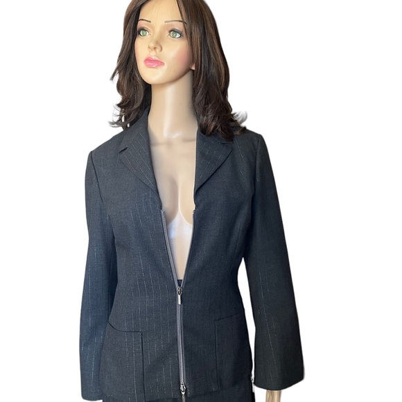 Authentic Versace Jeans Couture 2-Piece Blazer Skirt set size 28/42 - Picture 6 of 16